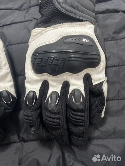Мотоперчатки