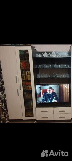 Стенка в гостиную со шкафом под тв