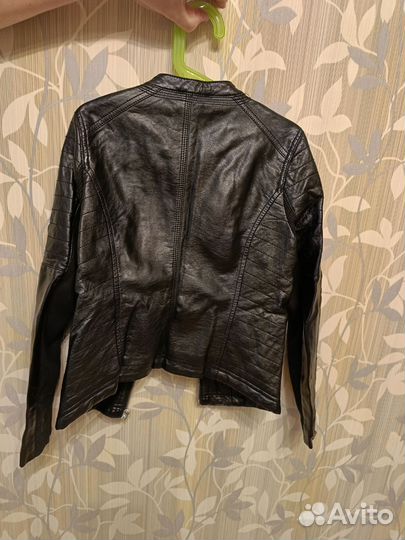 Кожаная курткат для девочки
