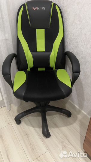 Компьютерное кресло геймерское