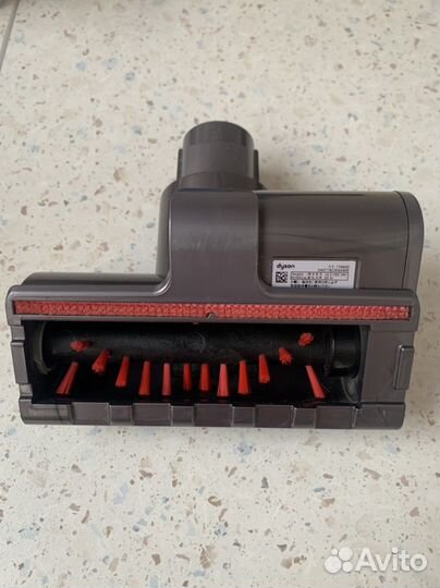 Мини-электрощетка Dyson