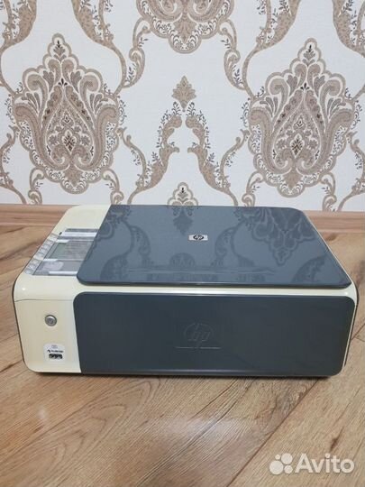 Многофункциональное устройство HP