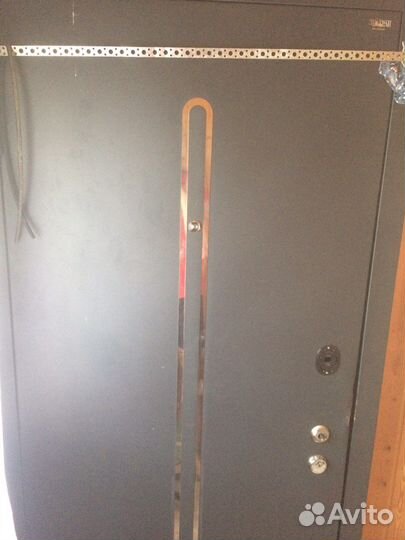 Дверь входная металлическая