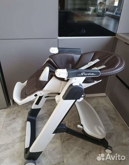 Стул для кормления reg perego siesta