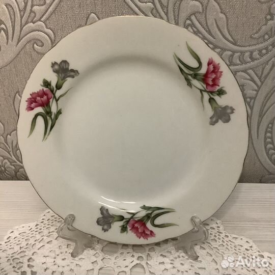 Тарелки япония гвоздика