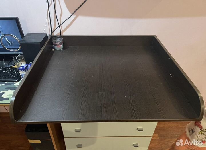 Пеленальный столик