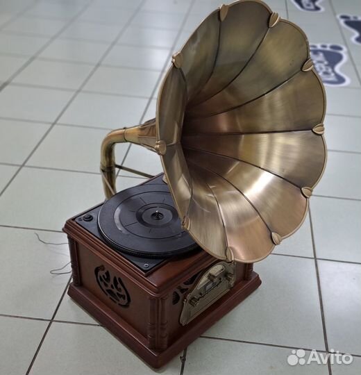 Музыкальный центр Ретро граммофон Antique AEW-411