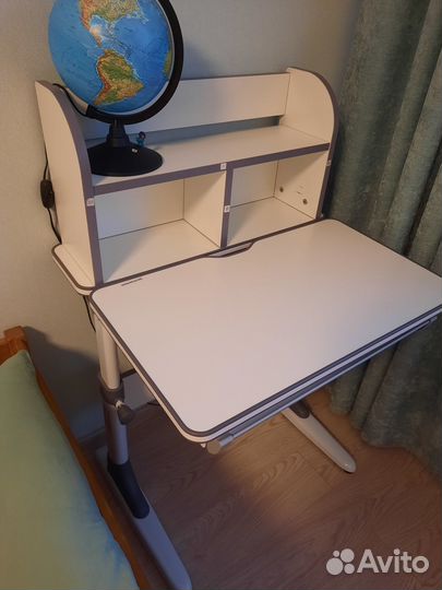 Парта-трансформер