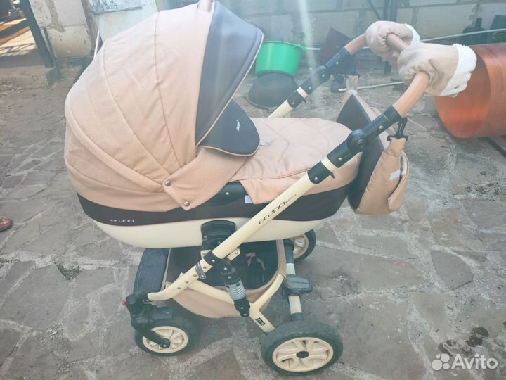 Детские коляски 3 в 1 из эко кожи