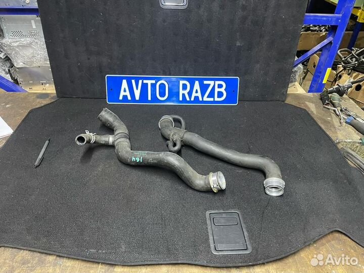 Патрубки охлаждения на Мерседес