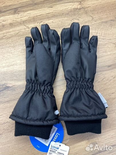 Новые перчатки Lassie зимние зима