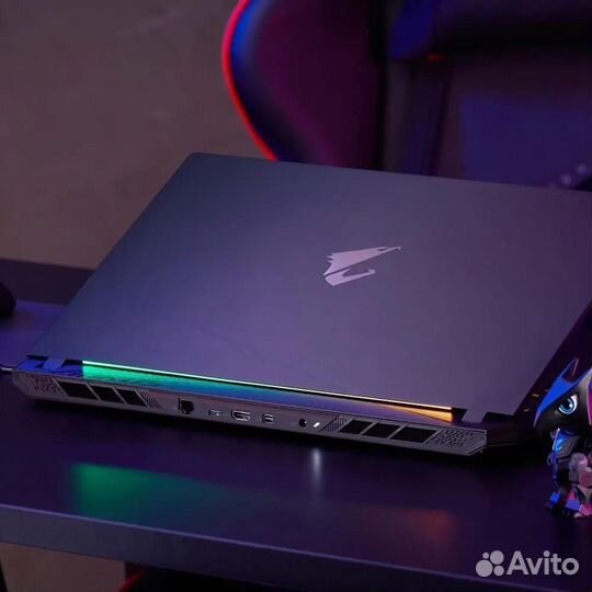 Игровой ноутбук Gigabyte Aorus 17