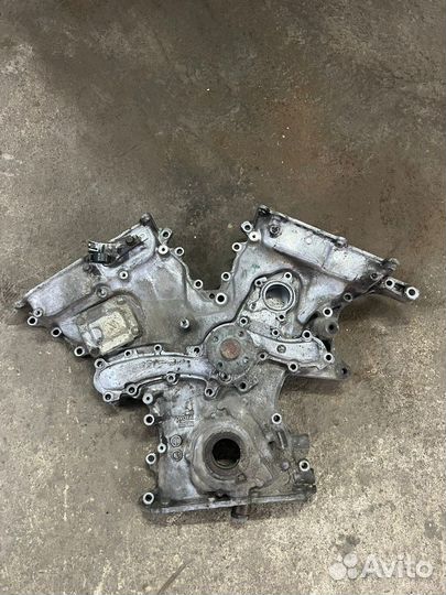 Крышка двигателя toyota