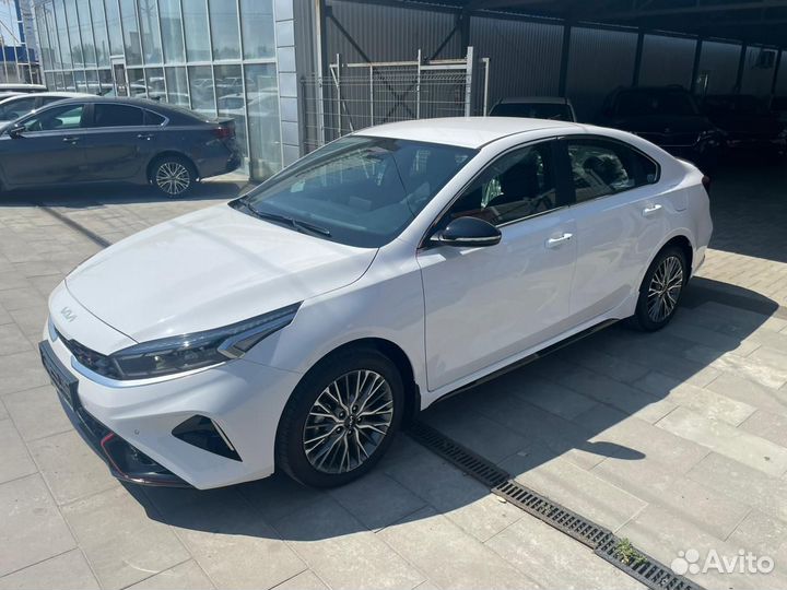 Kia Cerato 2.0 AT, 2022