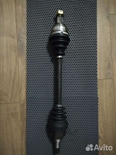 Полуось новая (приводной вал, шрус) Peugeot 307