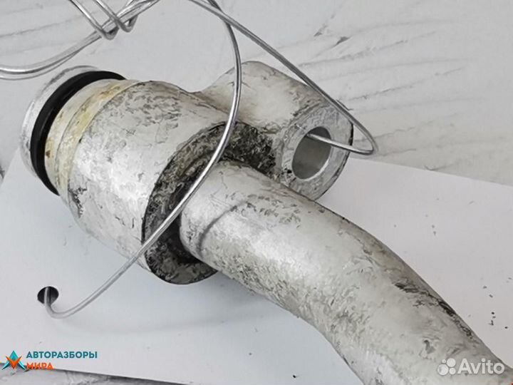 Патрубок радиатора Mercedes-Benz C-Класс