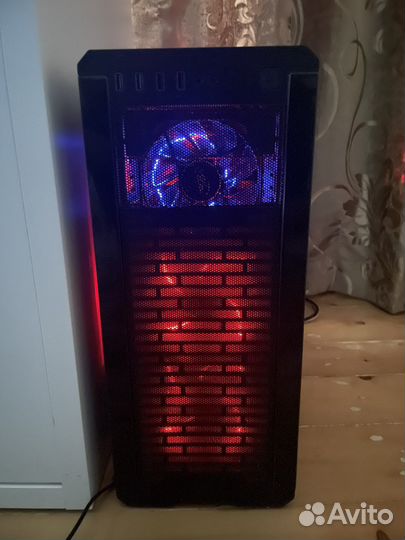 Компьютер, мышь, клавиатура, монитор