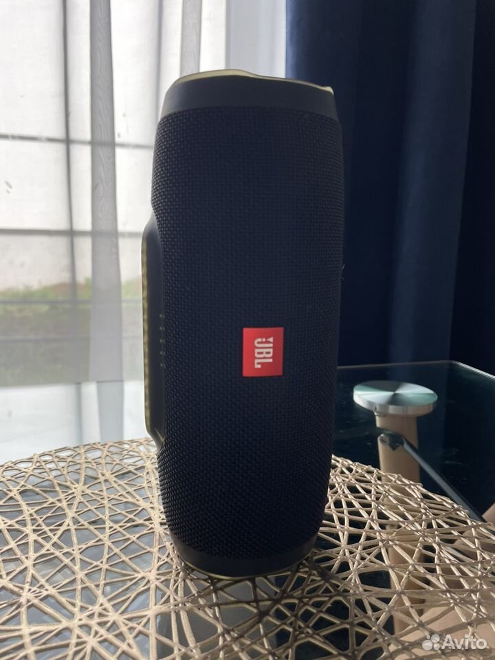 Колонка JBL charge 3