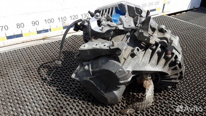 МКПП (механическая коробка переключения передач) C