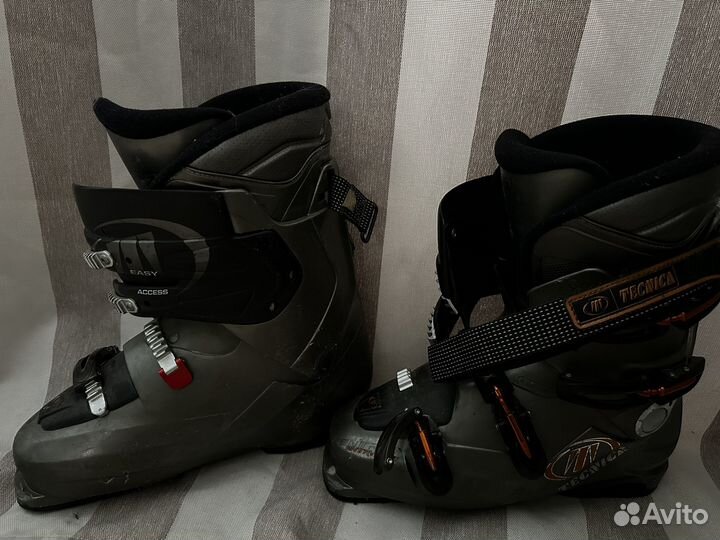 Горнолыжные ботинки