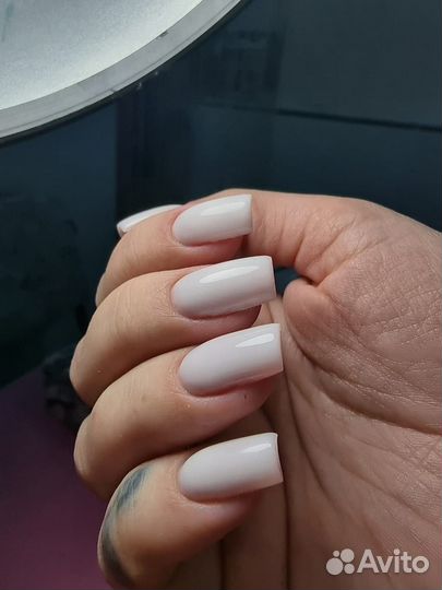 Мастер маникюра и педикюра