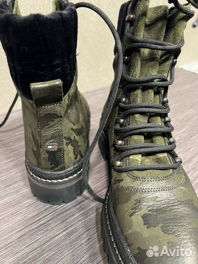 Ботинки женские