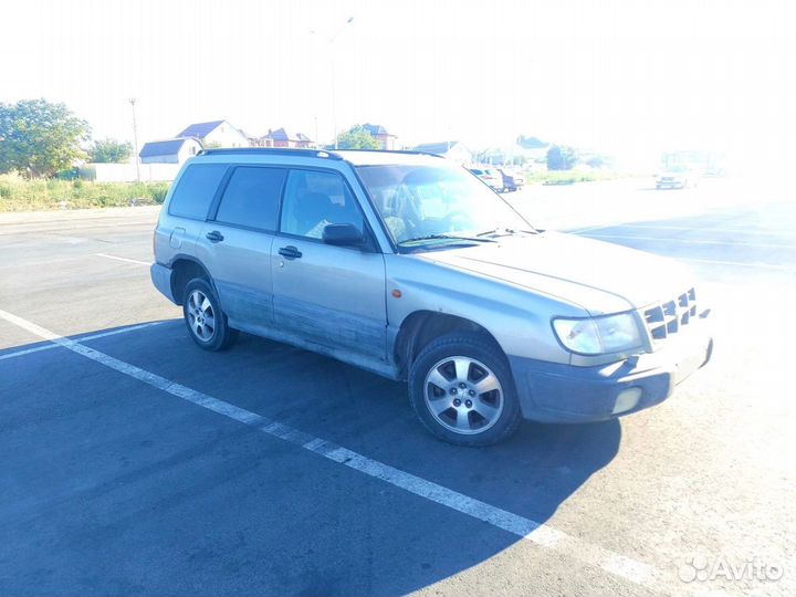 Subaru Forester 2.0 AT, 1998, 300 000 км