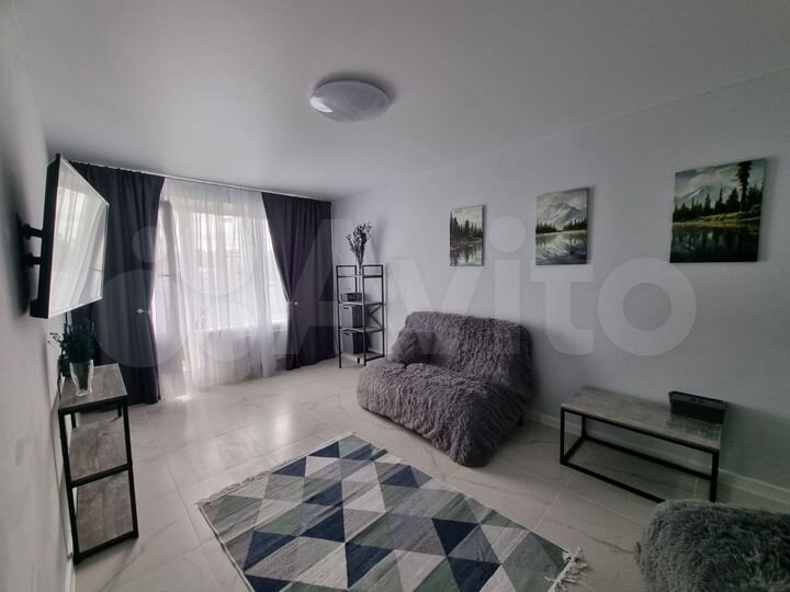 2-к. квартира, 45 м², 6/9 эт.