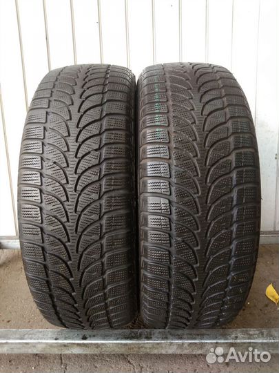 Bridgestone Blizzak LM-80 215/60 R17