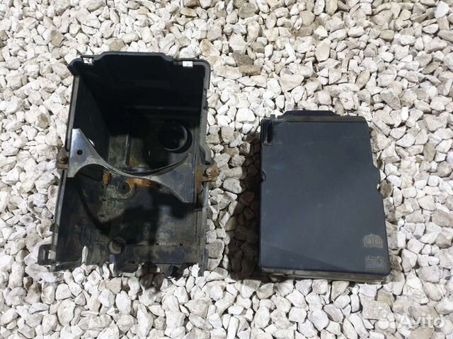 Корпус акб Mazda 3 BL