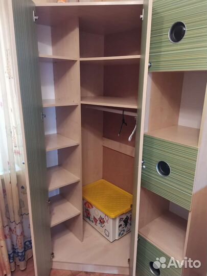 Мебель в детскую комнату