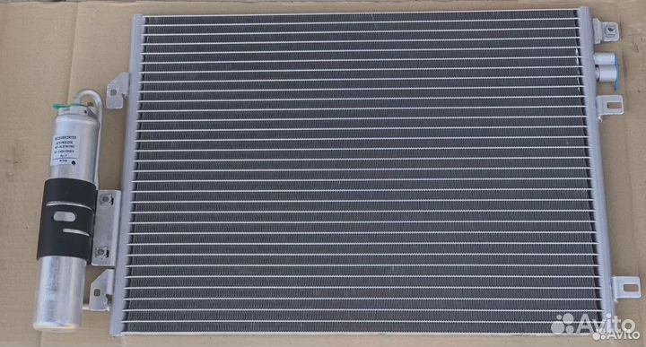 Радиатор кондиционера Clio 2/ Kangoo 8200106950