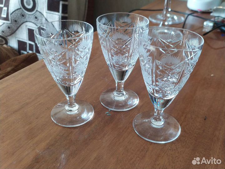 Хрустальные фужеры, стаканы