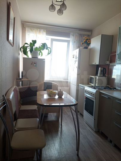 3-к. квартира, 64 м², 8/9 эт.