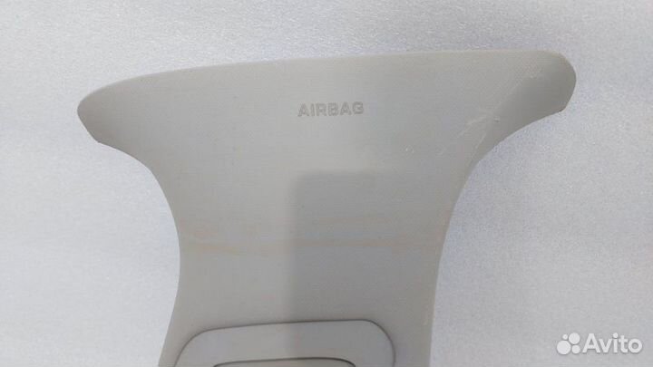 Обшивка центральной стойки правая Hyundai Sonata