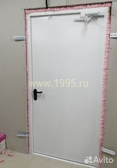 Дверь металлическая противопожарная