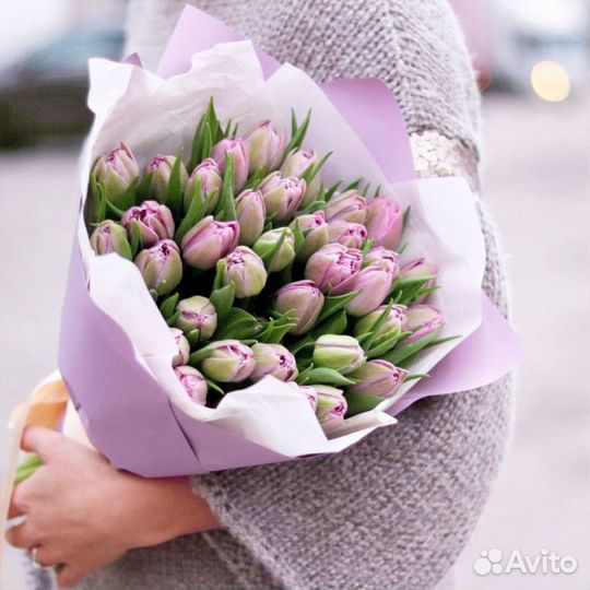 Тюльпаны, букет из 13 красных тюльпанов, доставка