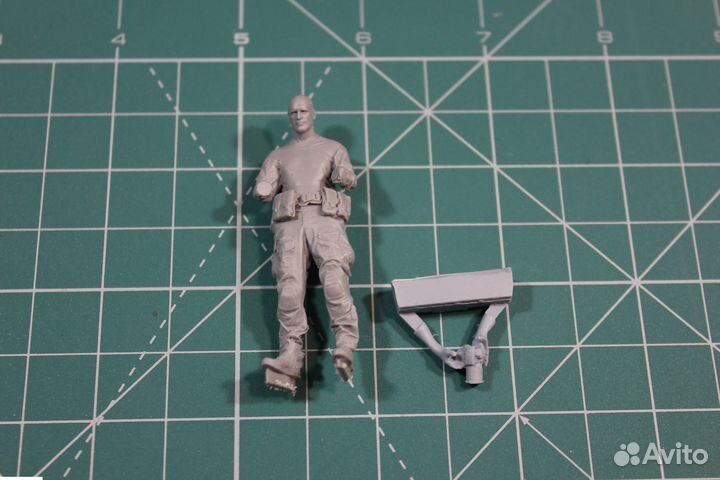 Сборная модель DVC Resin Kit DVC-35F004 1/35