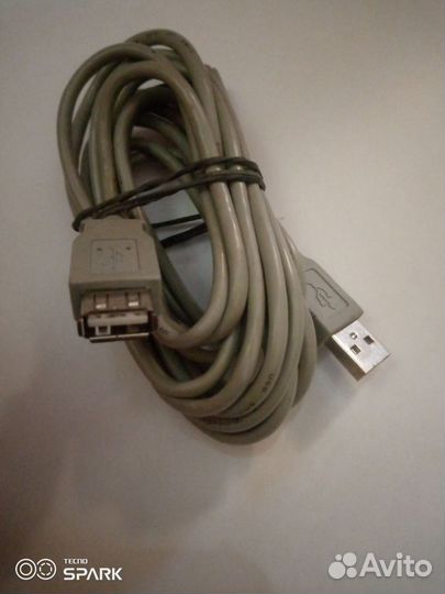 Кабель для компьютера