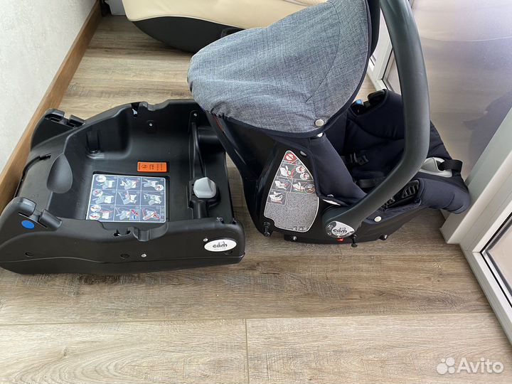 Автолюлька Cam Area Zero+ с базой