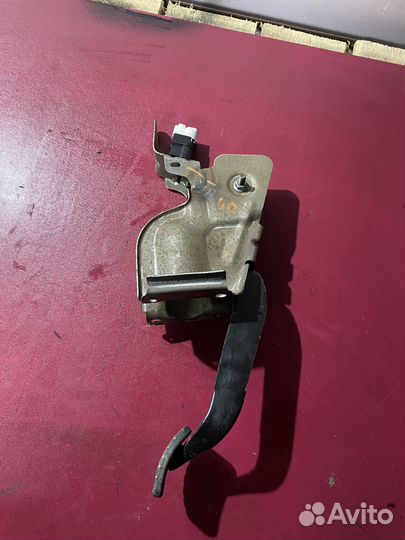 Педаль тормоза Renault Kaptur