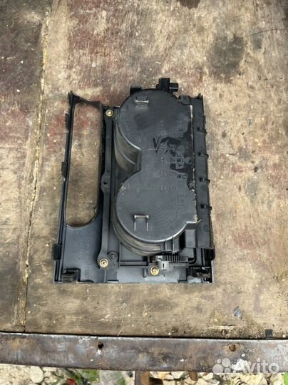 Накладка кулисы кпп mazda 6 gg