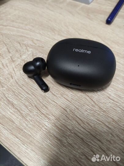 Беспроводные наушники Realme buds T100