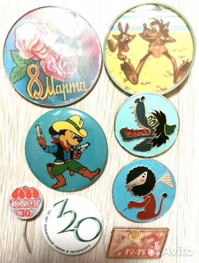 Значки разные, цена за все