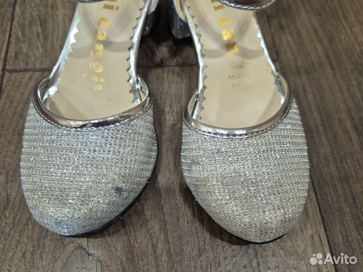Туфли нарядные для девочки 29-30