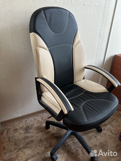 Компьютерное кресло Tetchair