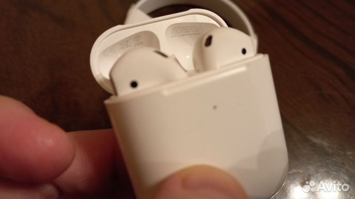 Беспроводные наушники