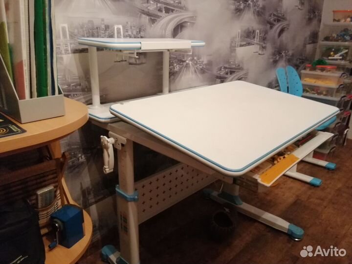 Растущая парта и стул