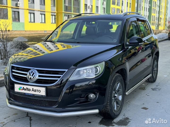 Volkswagen Tiguan 2.0 AT, 2011, 135 000 км