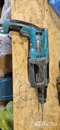 Перфоратор makita 2470 бу